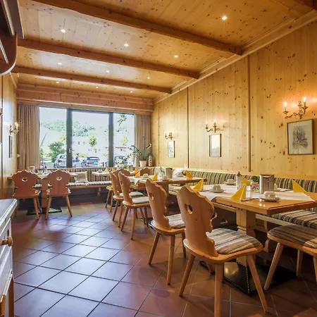 Brunner Hotel 3*